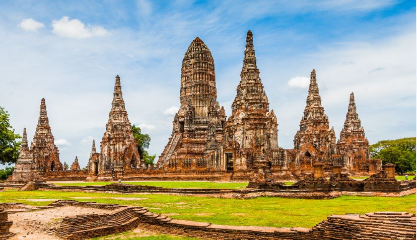 เมืองมรดกโลก จังหวัดพระนครศรีอยุธยา กับความไม่ธรรมดาที่เราเชื่อว่า ต้องเป็นทริปที่สุดสนุกของเพื่อนๆ อย่างแน่นอน และหากเพื่อนๆ อยากหา เช่ารถขับเอง จะไปกันแบบคู่หูคู่เที่ยว หรือแก๊งเที่ยวสุดเกรียน จะใหญ่หรือเล็ก ที่นี่ เช่ารถดอนเมือง กับ ecocar
