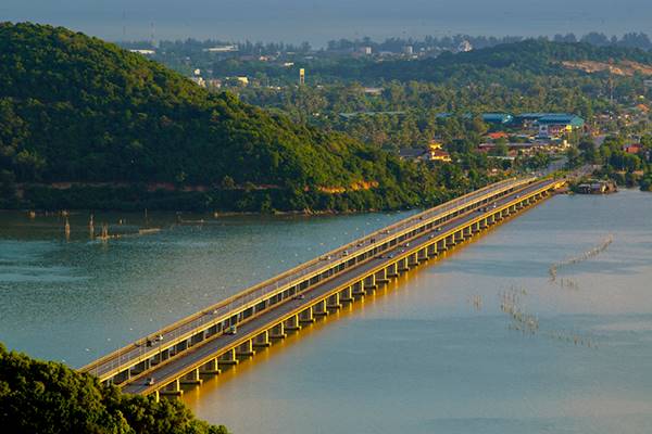 สะพานติณสูลานนท์